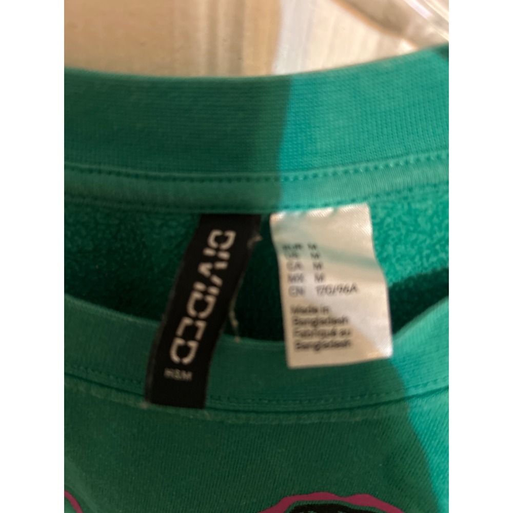 HM Divided Teal Green Graphic Sweatshirt Pink Heart Peace Sun Print Size M - Picture 2 of 3